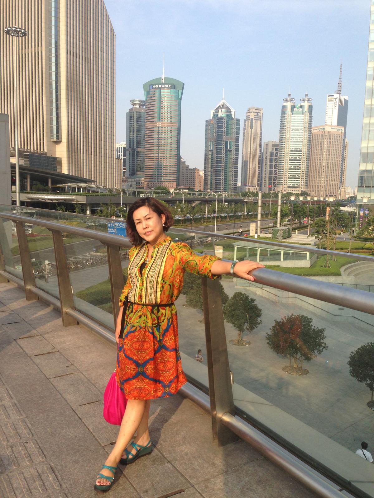 51岁离异女征婚照片(id:73151086)_上海征婚交友_珍爱
