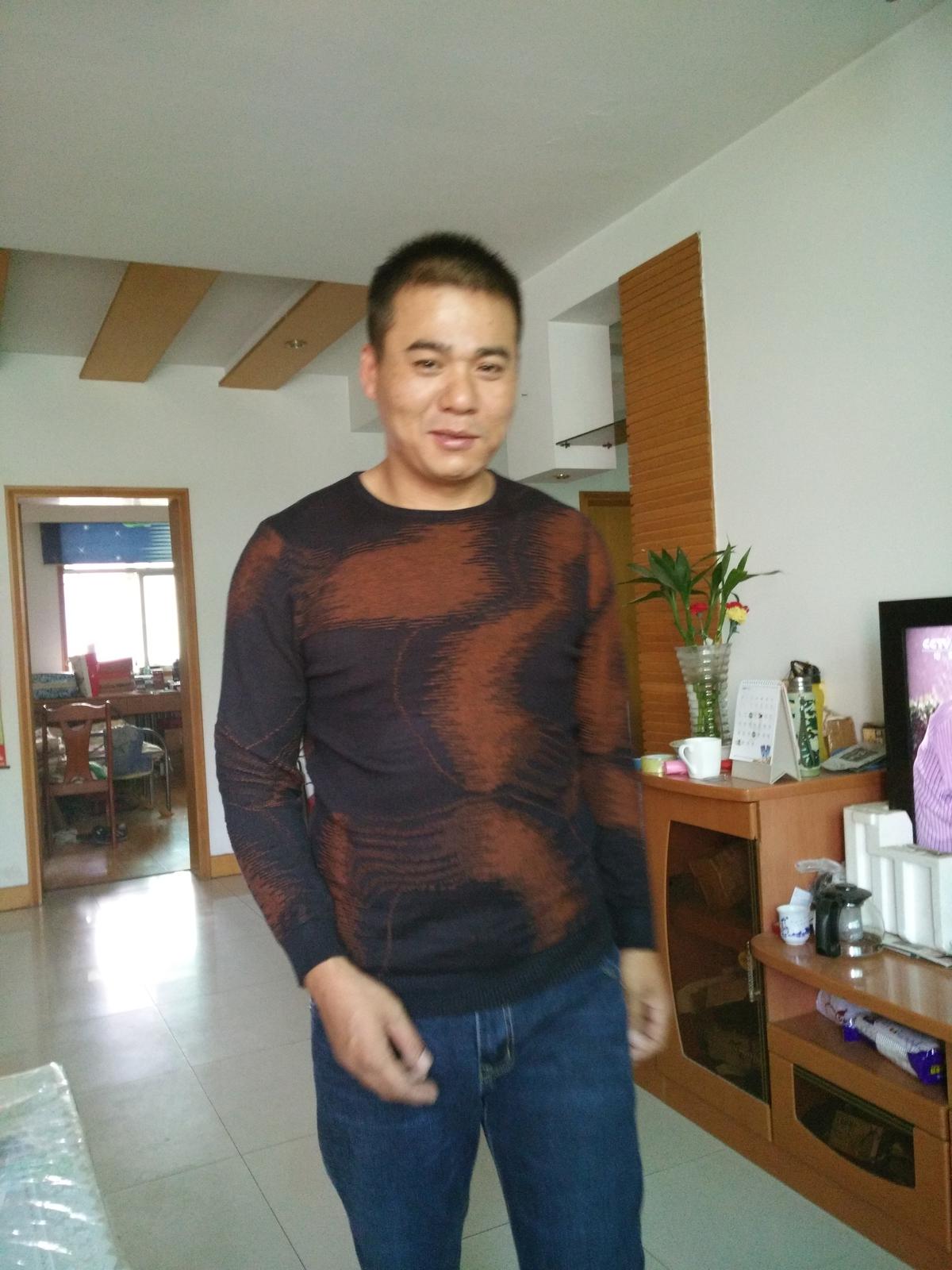 37岁未婚男征婚照片(id:83844904)_河南郑州征婚交友