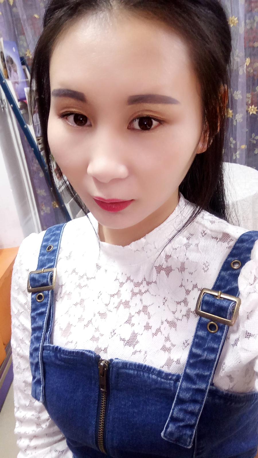 22岁未婚女征婚照片(id:96339796)_广东深圳征婚交友