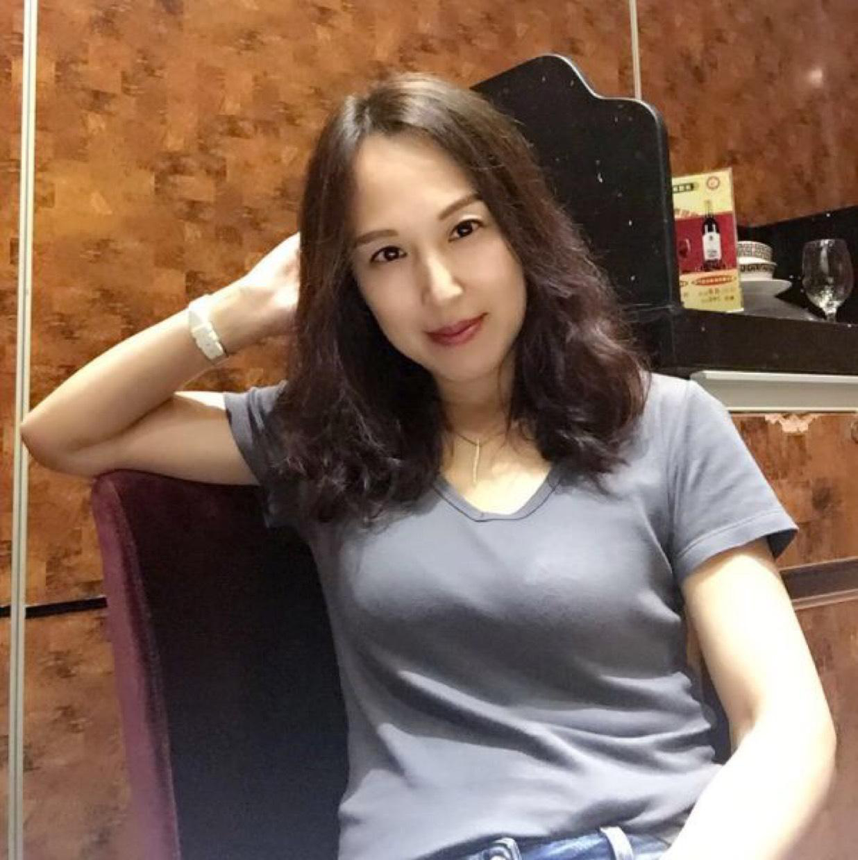 52岁丧偶女征婚照片(id:96950458)_上海征婚交友_珍爱