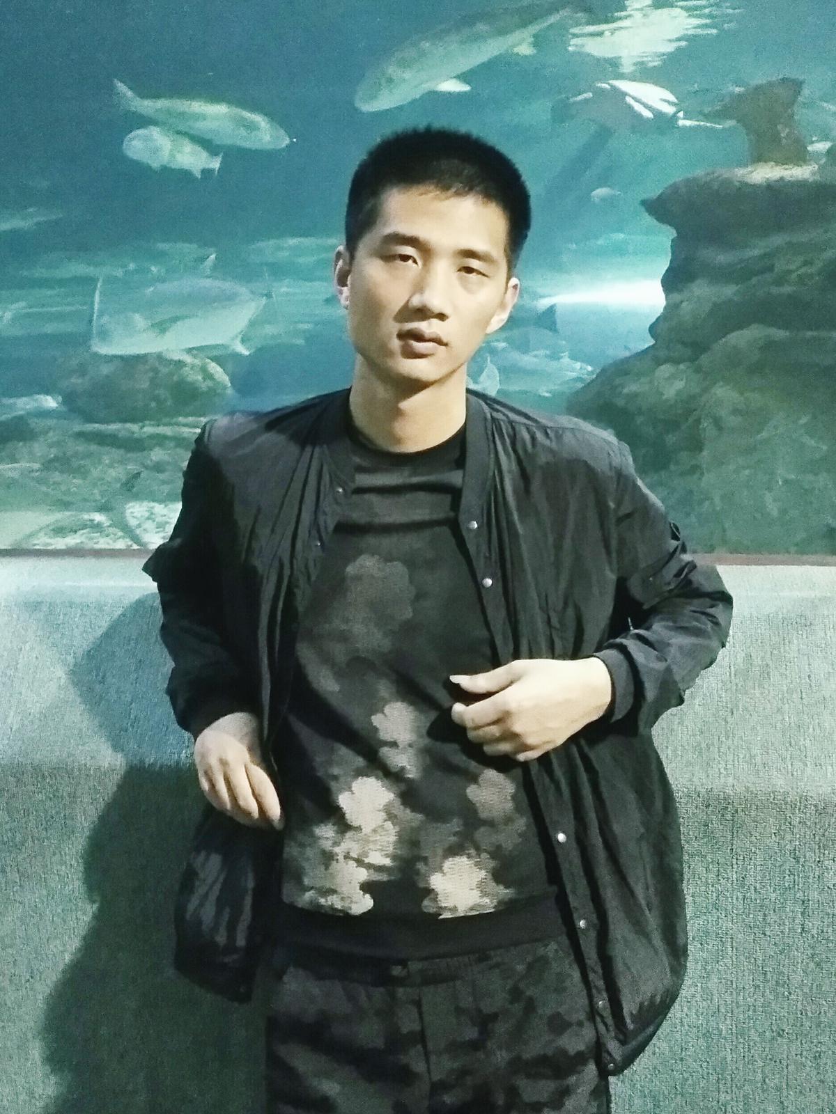 辉哥