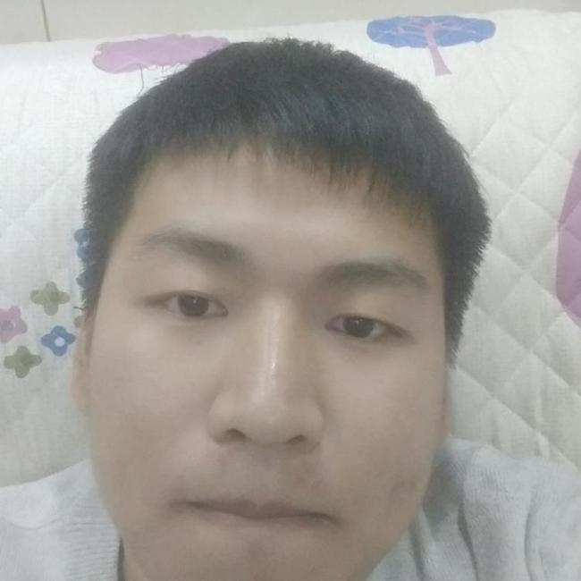 没人要的丑丑男照片