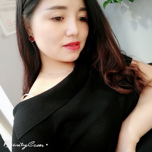 姚群群