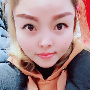 亲亲我的宝贝