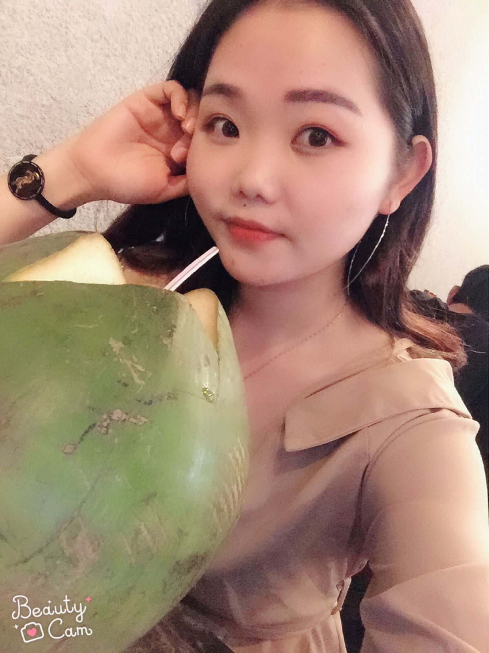 容儿资料照片_广东深圳征婚交友_珍爱网