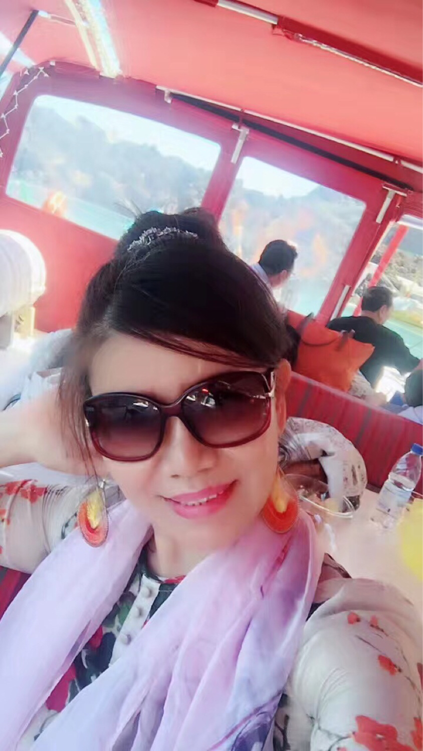 47岁离异女征婚照片(id:1901137402)_海南海口征婚交友_珍爱网