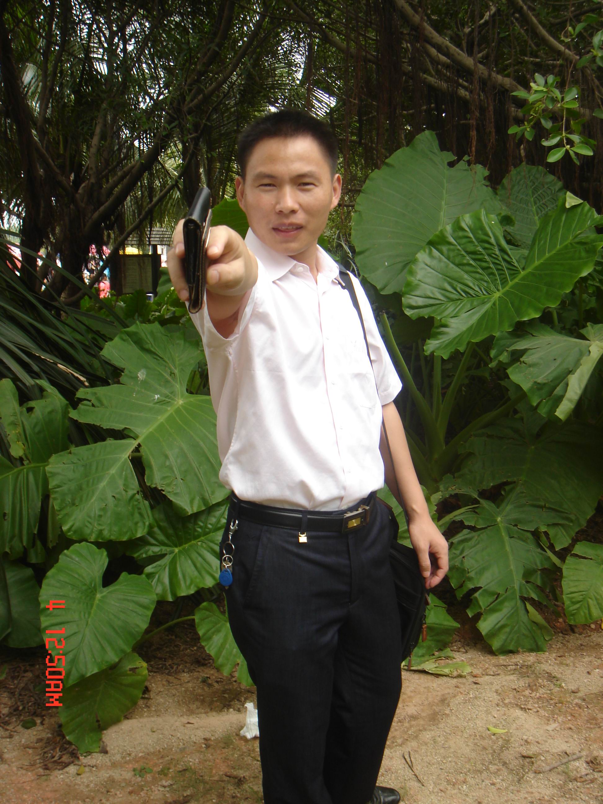 37岁未婚男征婚照片(id:35638558)_广东韶关征婚交友_珍爱网