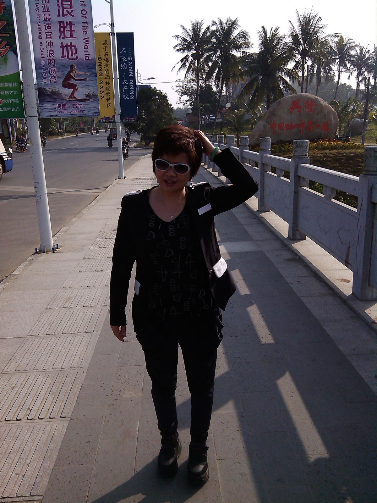 47岁离异女征婚照片(id:70751620)_海南省直辖县级征婚交友_珍爱网