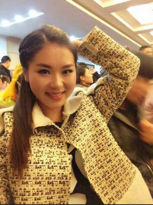 25岁未婚女征婚照片(id:74855602)_湖南益阳征婚交友_珍爱网