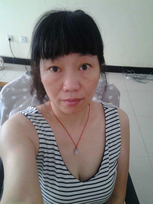 45岁离异女征婚照片(id:80711356)_江苏南通征婚交友_珍爱网