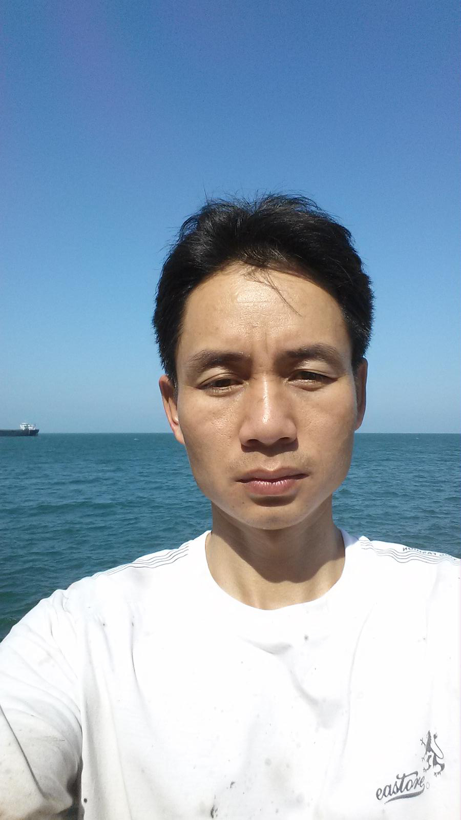 40岁未婚男征婚照片(id:83933182)_辽宁葫芦岛征婚交友_珍爱网