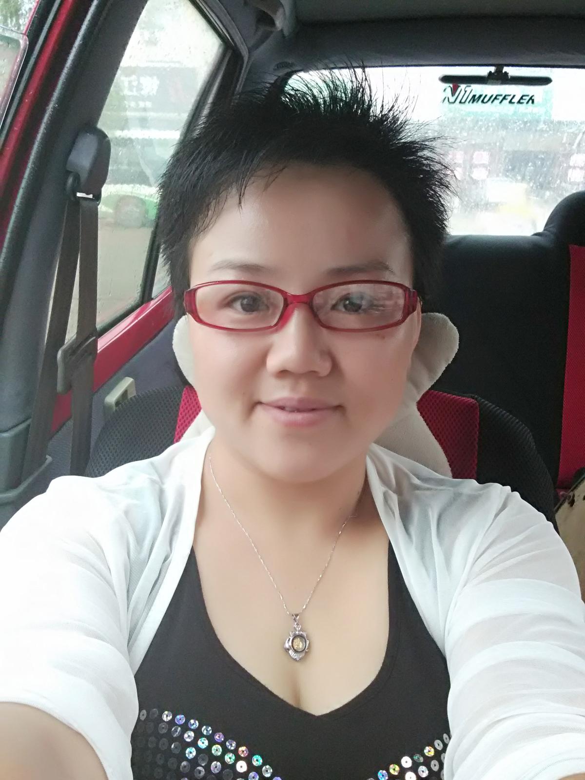 35岁离异女征婚照片(id:86206084)_山西吕梁征婚交友_珍爱网