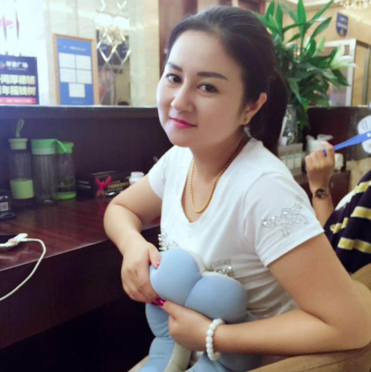 32岁离异女征婚照片(id:93830866)_湖北宜昌征婚交友_珍爱网