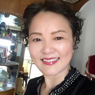 53岁女士征婚图片