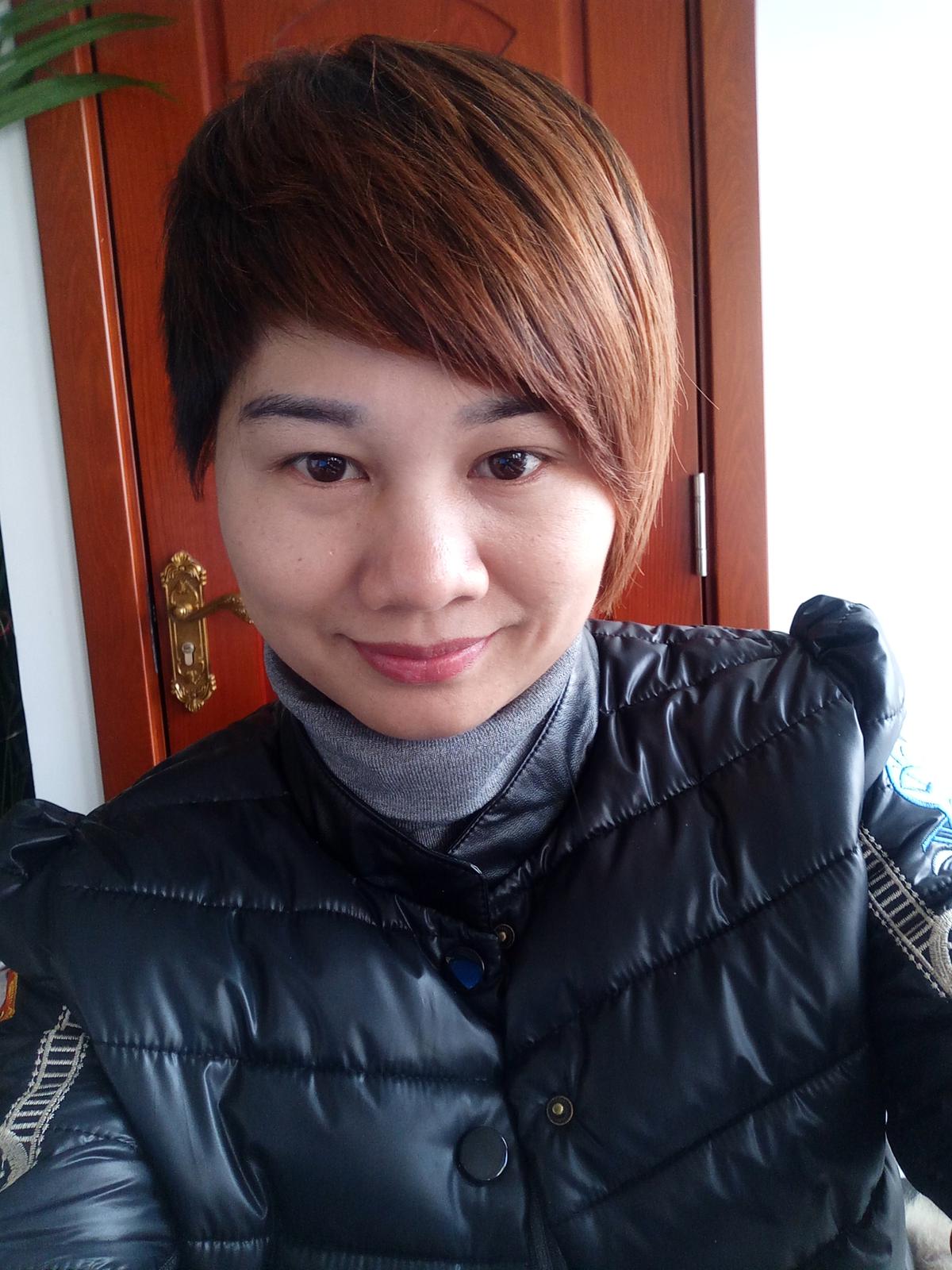 永远的傻女人照片