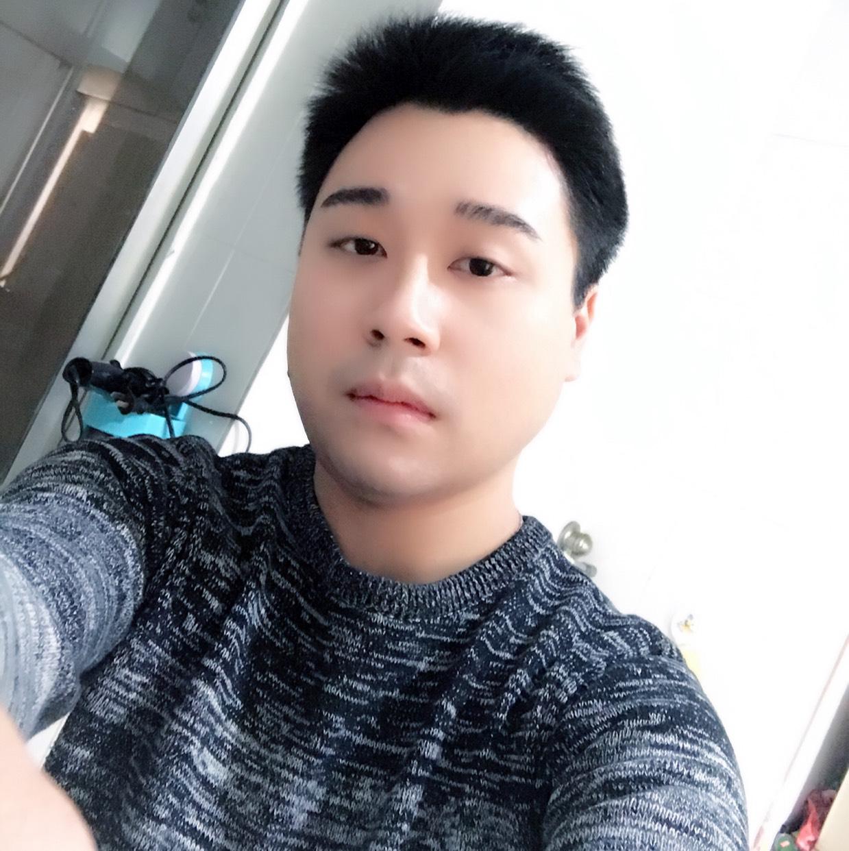 25岁未婚男征婚照片(id:101800048)_湖北武汉征婚交友_珍爱网