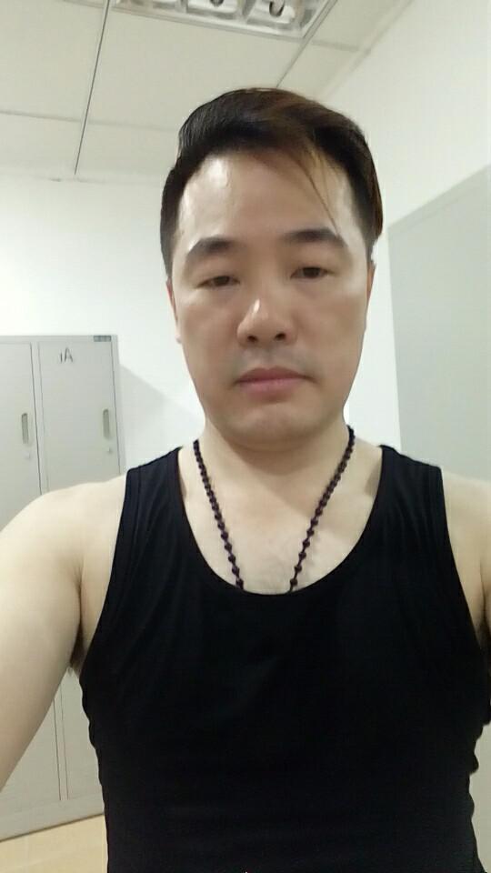 男人情怀资料照片_广东广州征婚交友_珍爱网