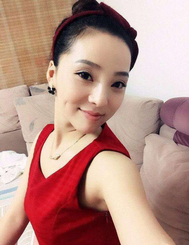 37岁离异女征婚照片(id:104279998)_陕西西安征婚交友_珍爱网