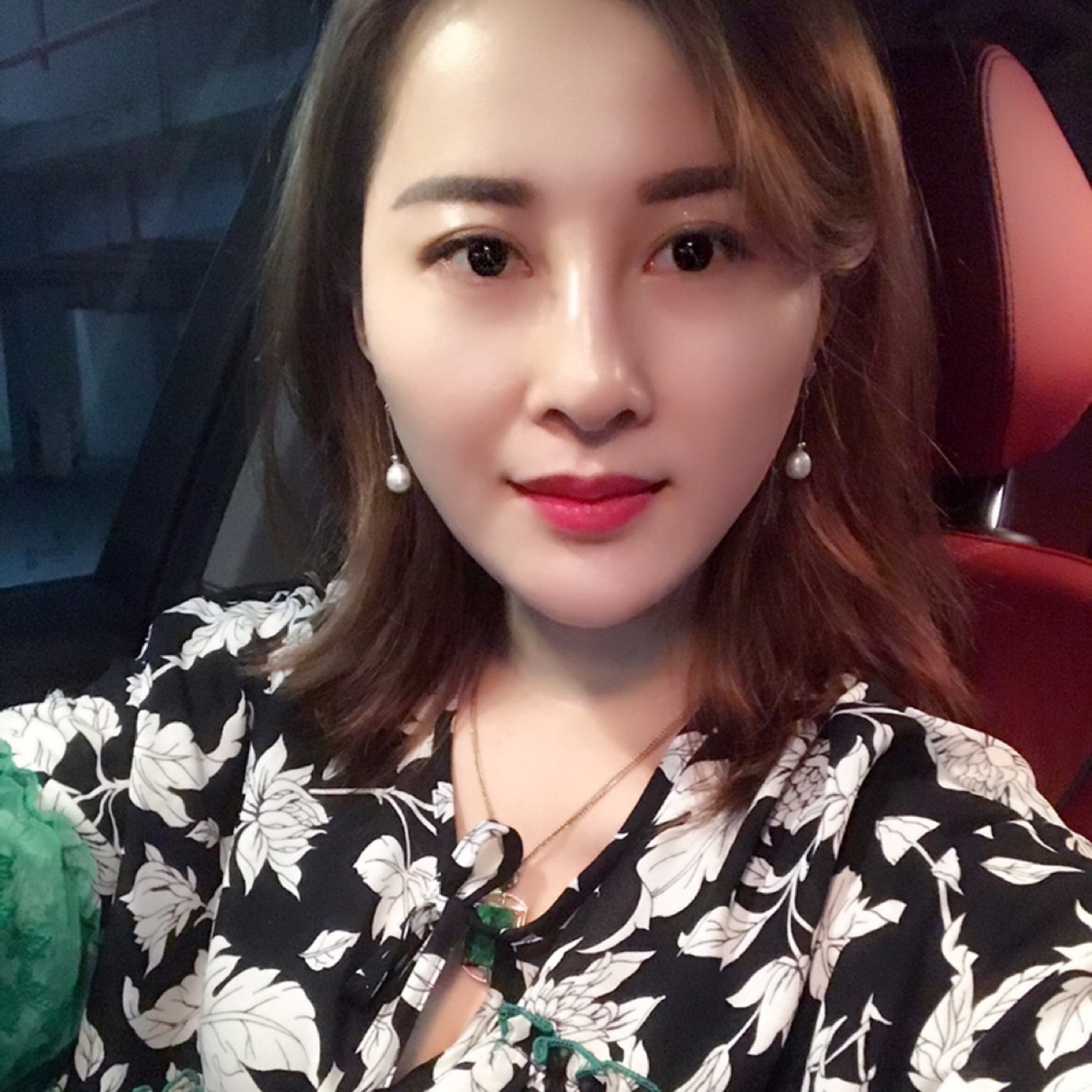 周小姐资料照片_青海西宁征婚交友_珍爱网