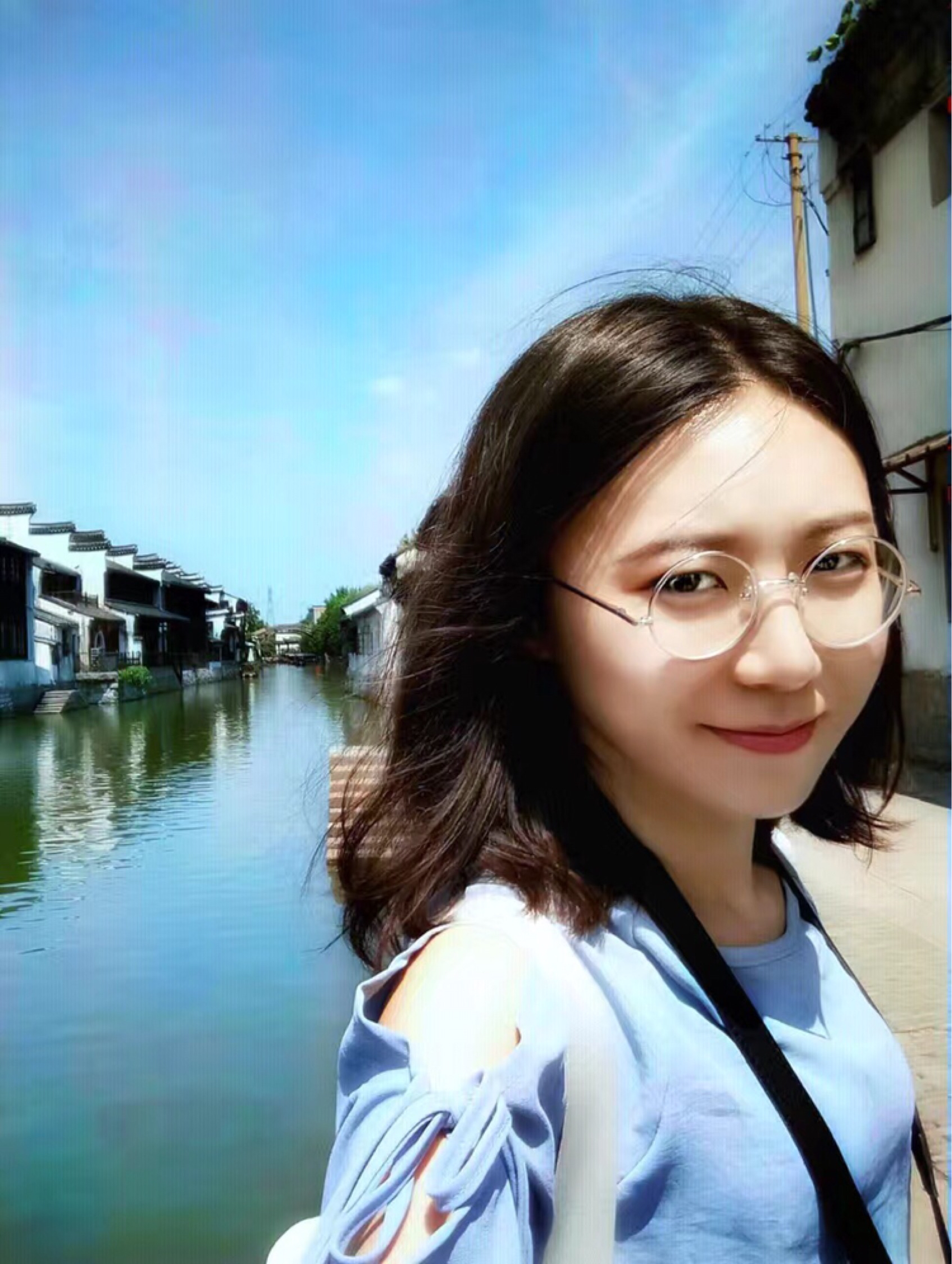 25岁未婚女征婚照片(id:1113754018)_上海征婚交友_珍爱网