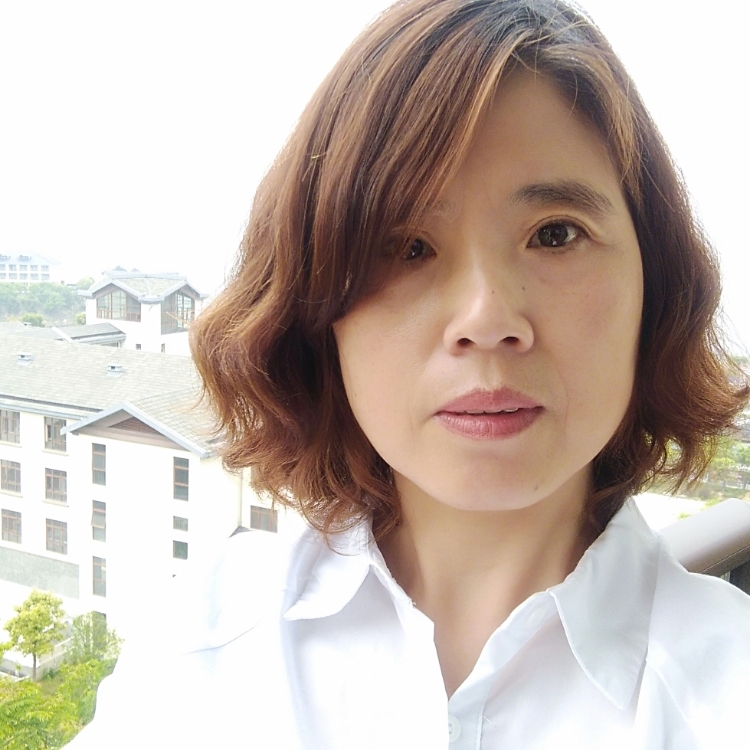 白云资料照片_上海征婚交友_珍爱网
